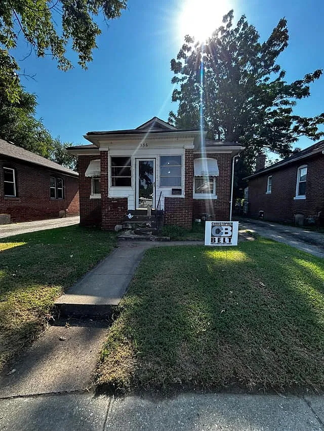 1 bed, 825 sqft, $585 — Photo 1