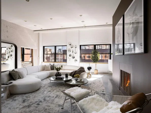 525 West 22nd Street PHD image 1 of 16