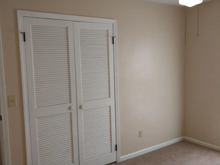 113 Clee Hill Ct — Photo 5