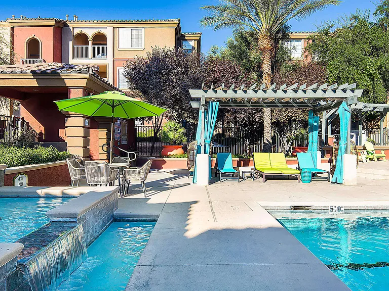 Montecito Pointe Apartments — Photo 19