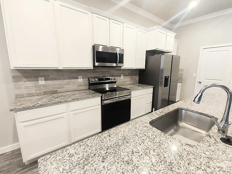 3213 Venita Ave — Photo 4