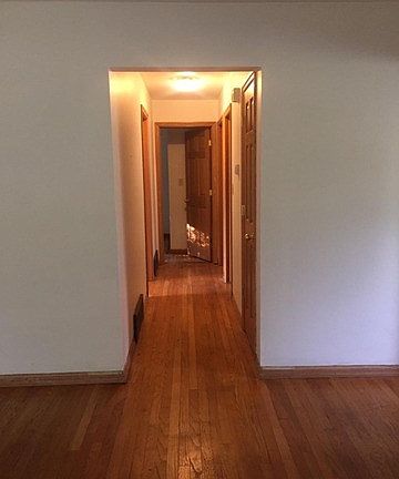 4th image of 510 E 48th Pl