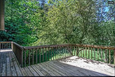 16828 Taft Rd — Photo 2