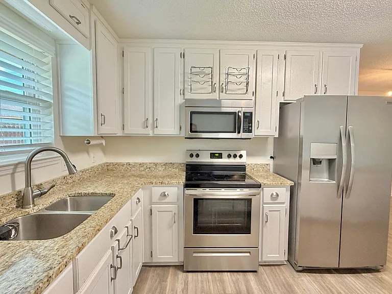 75 Woody Ct — Photo 8