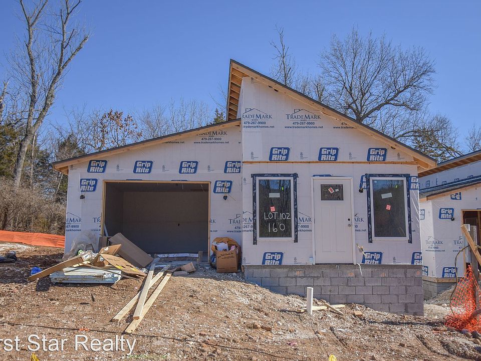 1st image of 106 S Woodsprings Dr