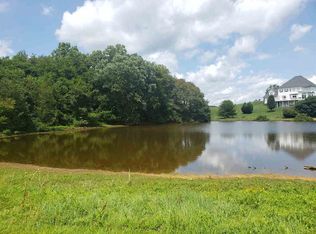 4064 Paradise Rd, Mooresburg, TN 37811