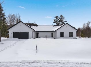 40 Bancroft Ridge Dr, Bancroft, ON K0L 1C0