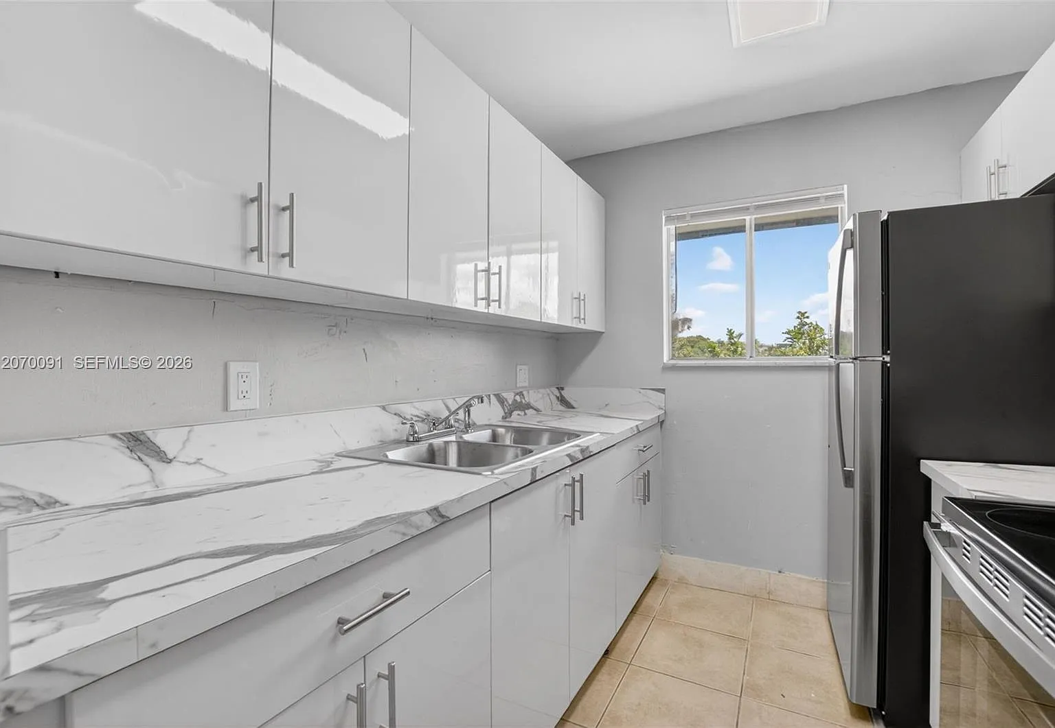 Delray Estates Condo Ph T — Photo 4