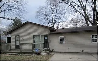 110 Denver St photo 1