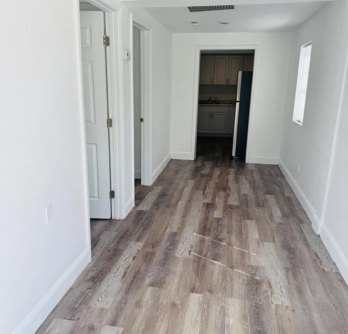 2 bed, 1200 sqft, $1,600 — Photo 4