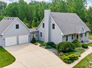 12064 Wells Rd, Petersburg, MI 49270