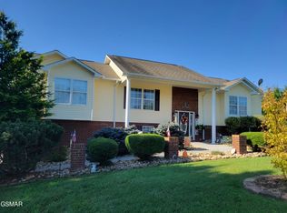1980 River Vista Cir, Sevierville, TN 37876