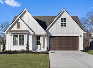 326 Fox Gap Ln, Hixson, TN 37343