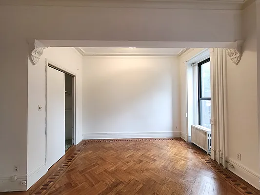 Rented by Ideal Properties Group | media 2