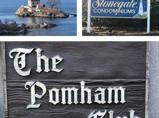 31 Bullocks Point Ave APT 8B, Riverside, RI 02915