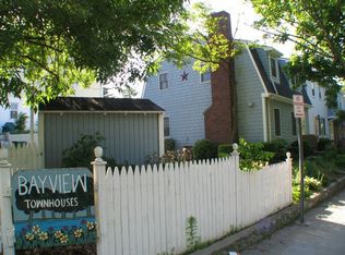 206 School St, Pawtucket, RI 02860