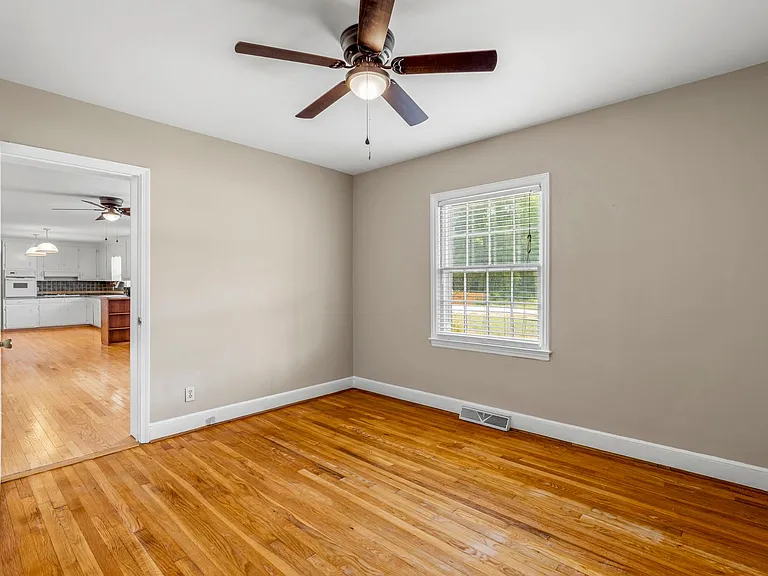 5219 Carol Ave — Photo 22