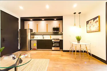 832 Lexington Avenue, #4D