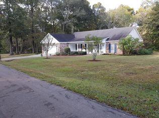 320 Ridgewood Rd, Yazoo City, MS 39194