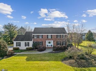 16 Springhouse Ln, Basking Ridge, NJ 07920
