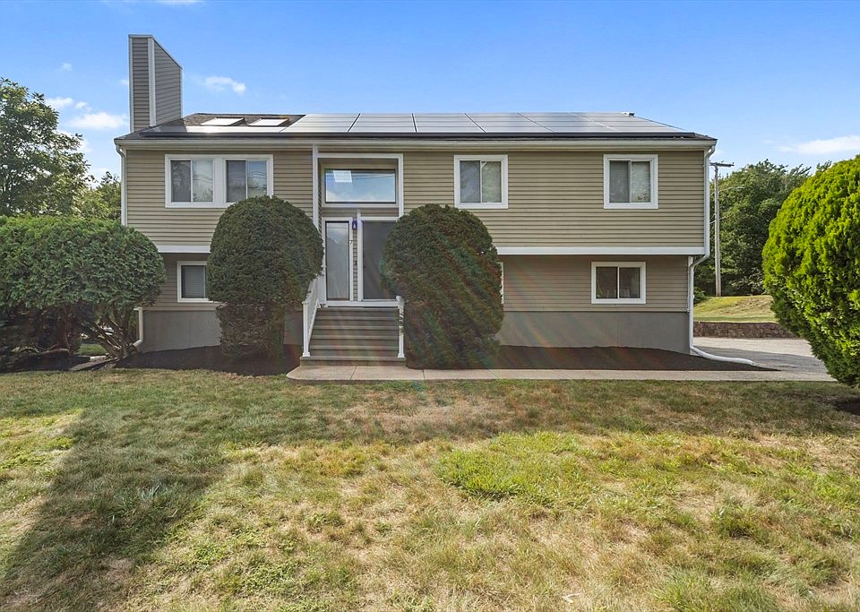 1st image of 7 Cedar St