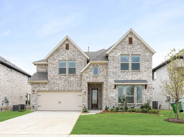 2112 Aurora Ln, Aubrey, TX 76227