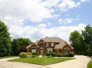 1400 Lake Knoll Dr, Lake St Louis, MO 63367