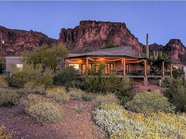 2620 N Prospectors Rd