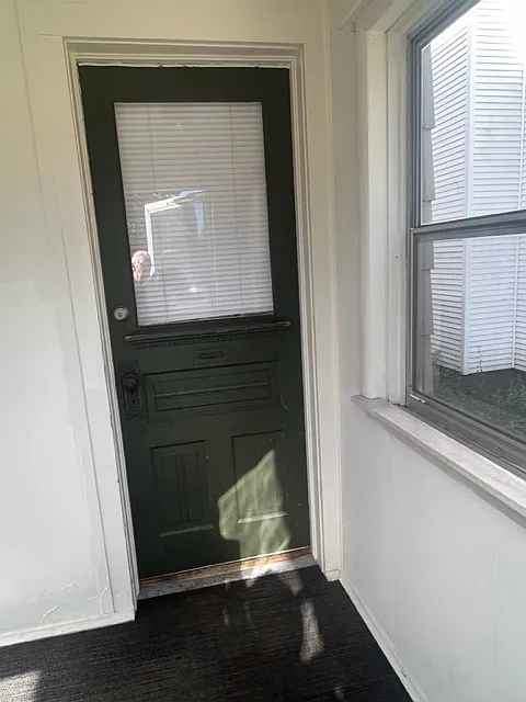 3 bed, 1559 sqft, $2,150 — Photo 2