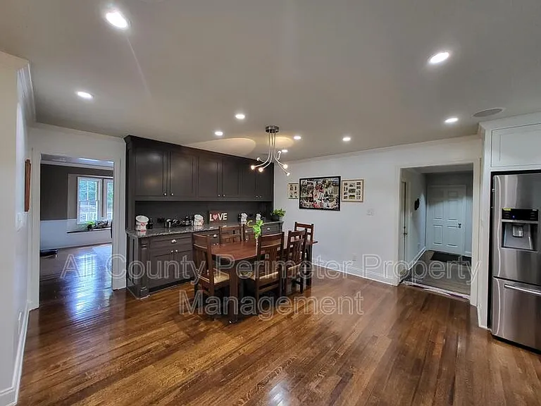 363 Indian Hills Trl — Photo 5