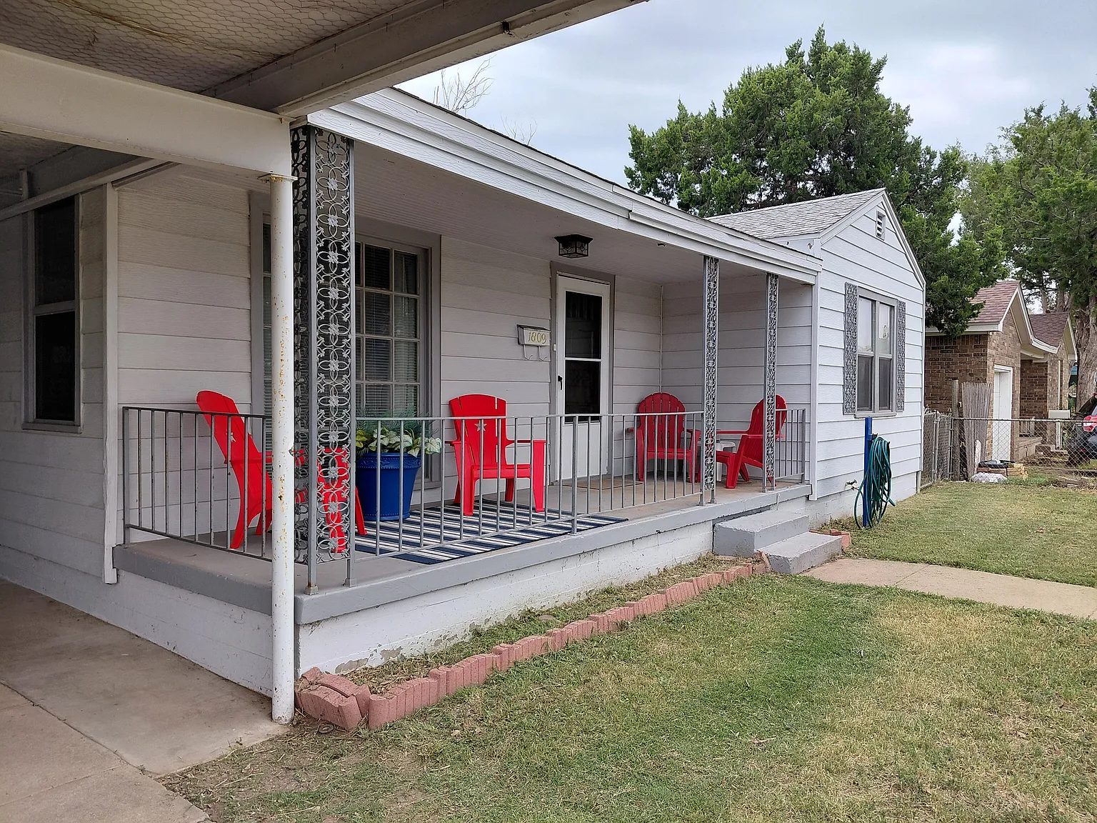 3 bed, 1367 sqft, $1,600 — Photo 2