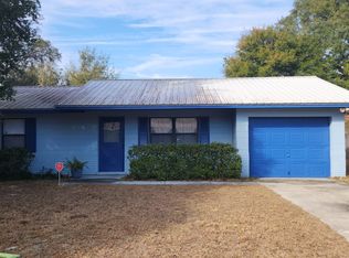 242 Redbud Ln, Palatka, FL 32177