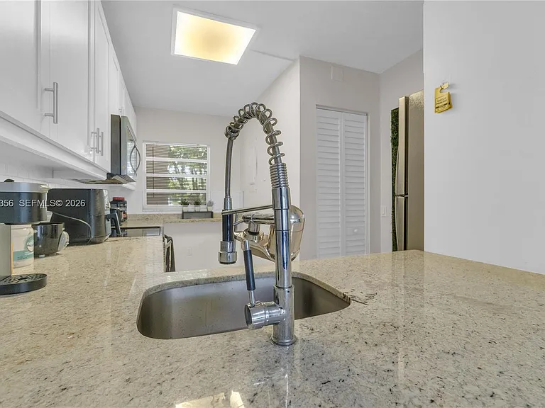 9410 Poinciana Pl #206 — Photo 3