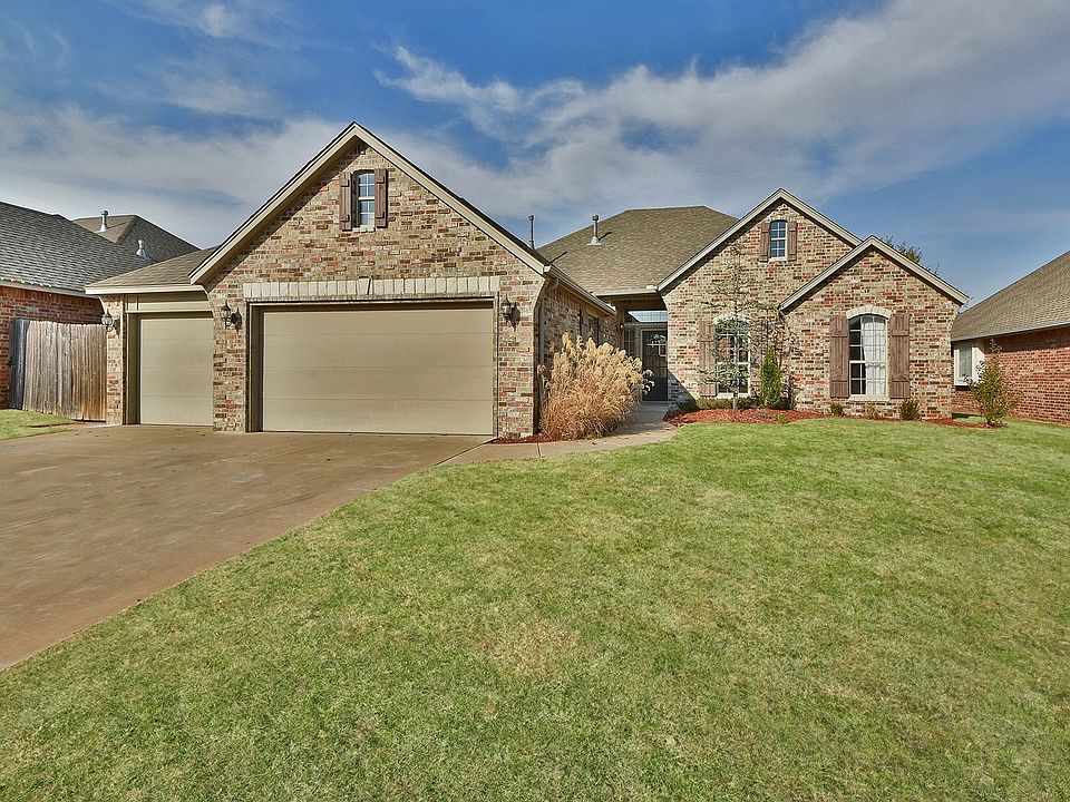 1st image of 1801 NW 163rd Cir