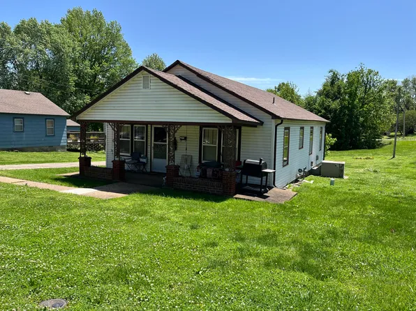 112 W 17th Street, Cassville, MO 65625