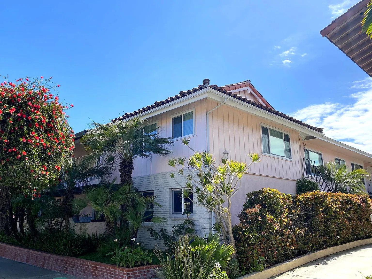 Barry Gellert (345 Mathilda Dr) — Photo 2