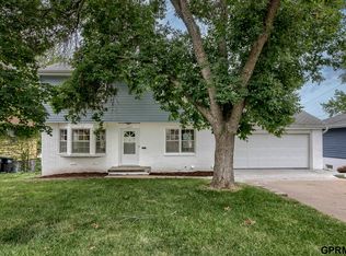 2402 S 46th Ave, Omaha, NE 68106