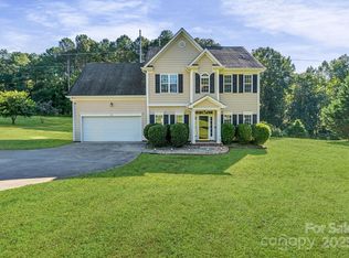 173 Painted Bunting Dr, Troutman, NC 28166