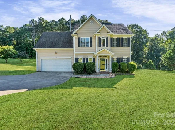 173 Painted Bunting Dr, Troutman, NC 28166