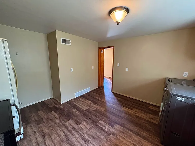 1701 Broadway St Hannibal — Photo 6