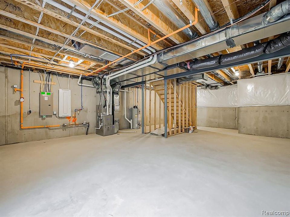 49533 Coldwater Ridge Dr, photo 18