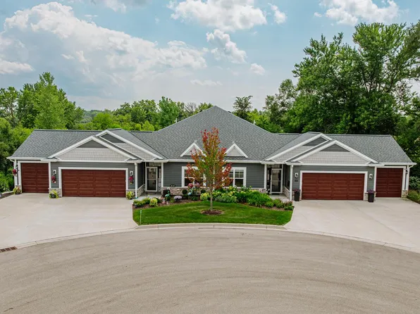 166 Phantom Lake COURT, Mukwonago, WI 53149
