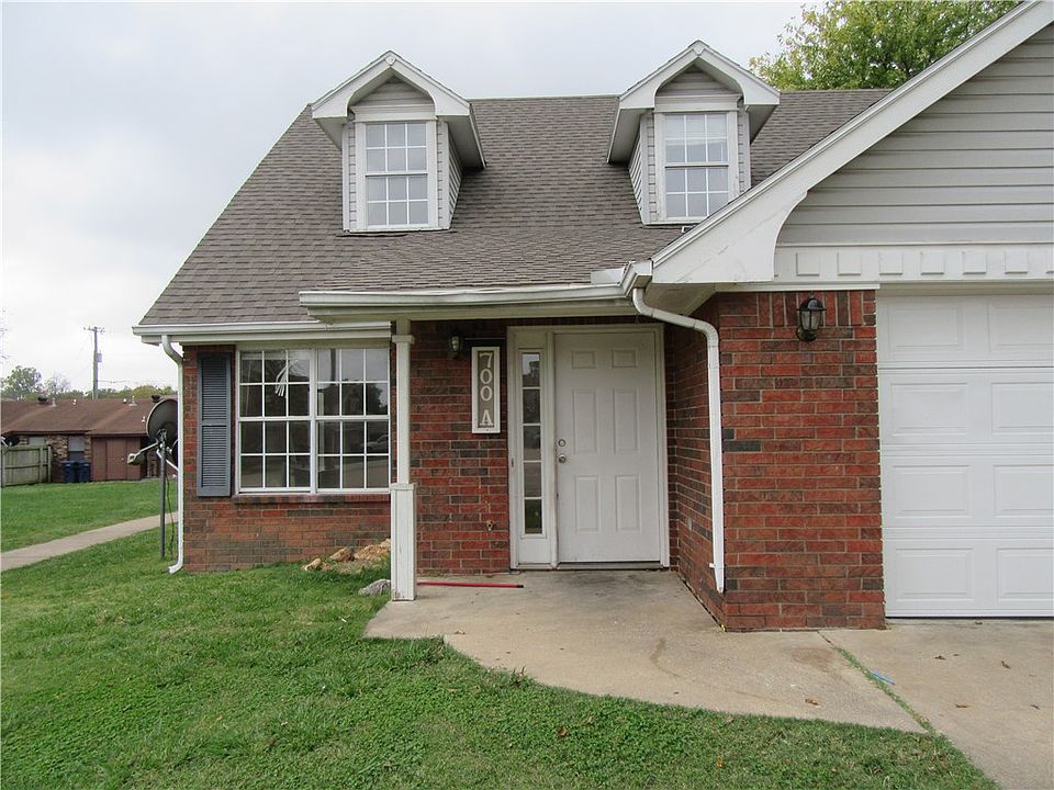 1st image of 700A Paige Pl N