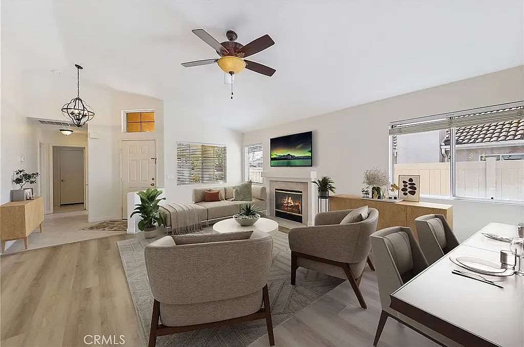 3 bed, 1230 sqft, $2,870 — Photo 3