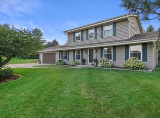 5250 Augustine Pointe Ct, Colgate, WI 53017