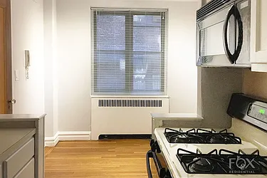 Rented by Fox Residential Group