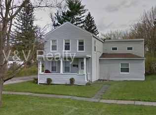 506 1st St, Cheney, WA 99004