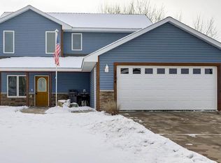 1394 Lokhorst St, Baldwin, WI 54002