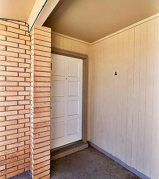 6925 Escondido Dr #A — Photo 4