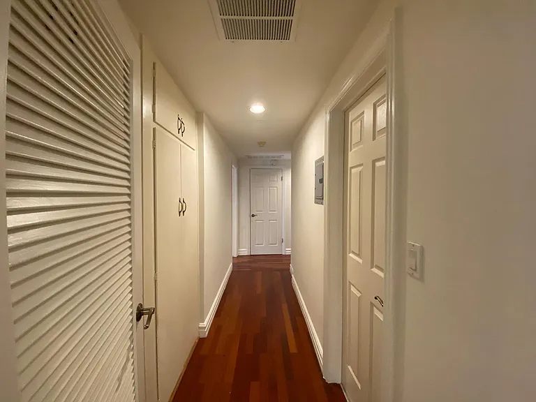 22539 Waterbury St — Photo 11